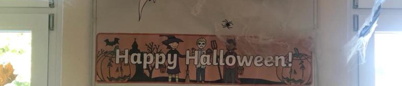 © Waltraud Stangl, privat Halloween-Plakat