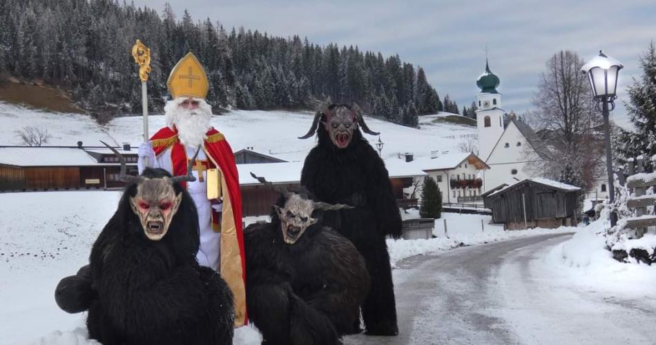 Nikolaus und Krampus